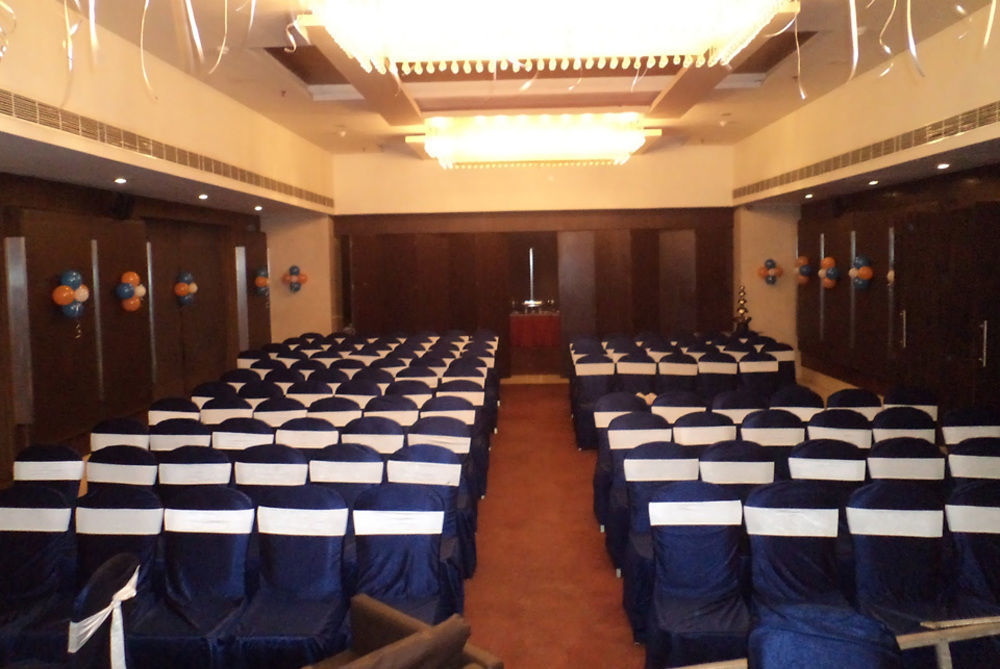 Royal Park Kakinada Hotel Luaran gambar